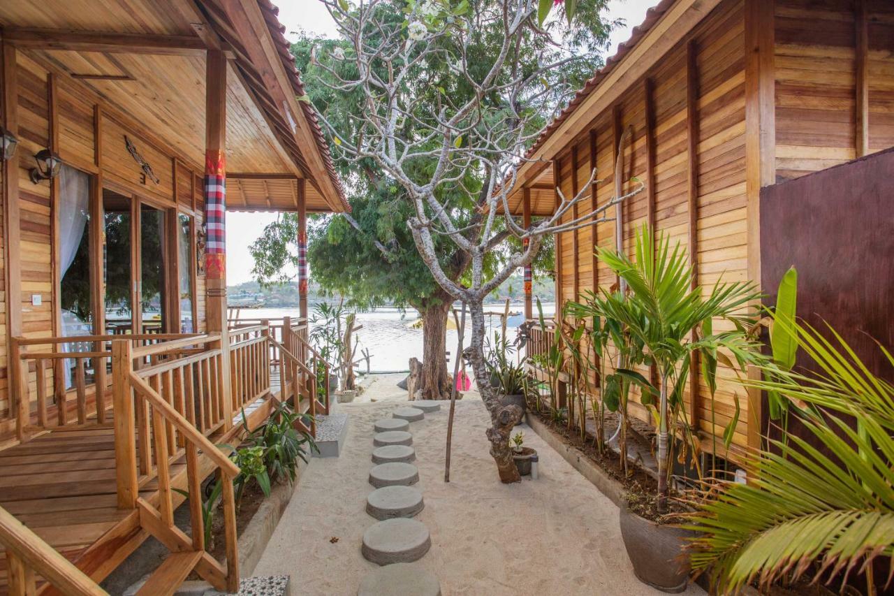 Wooden Beach Sunset Cottages Lembongan Zewnętrze zdjęcie